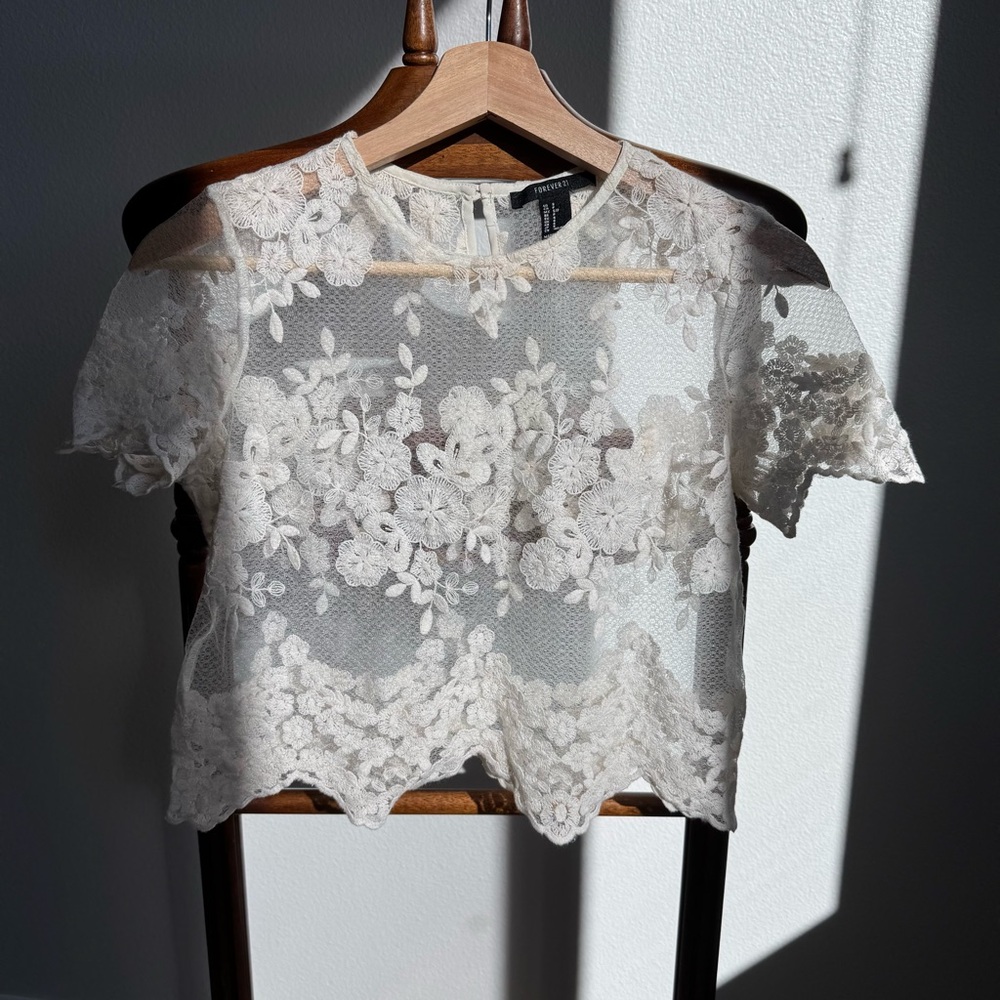 Forever 21 Sheer Floral Lace Mesh Crop Top White Short Sleeve Blouse S Summer